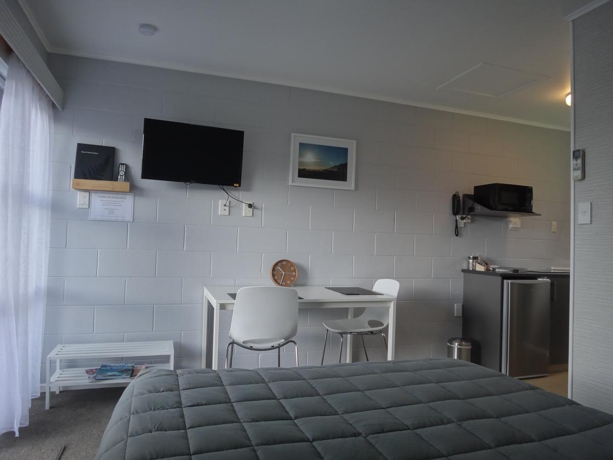 Amble In Motel Стратфорд Екстериор снимка